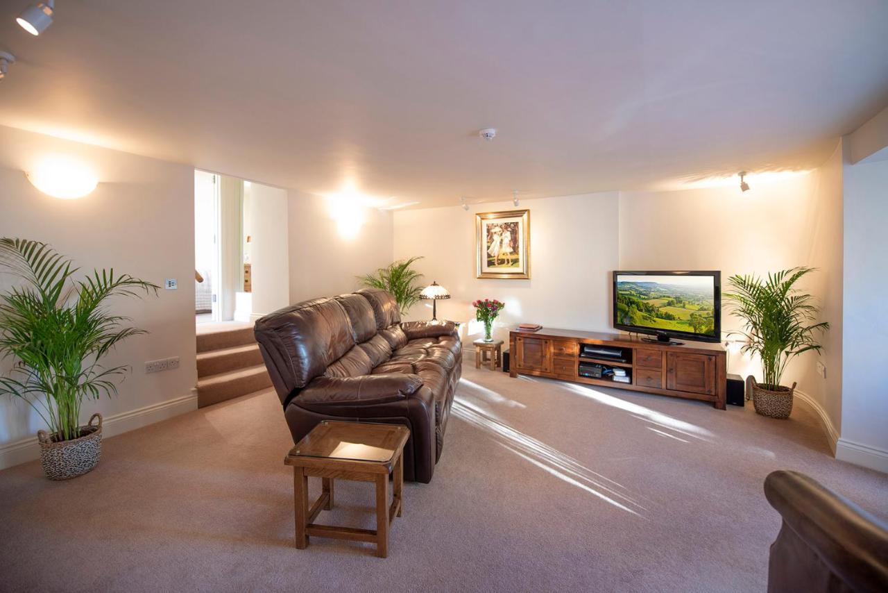 Oberon River View Apartment Bourton-on-the-Water Exterior foto